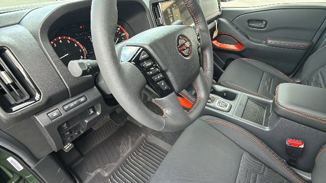 New 2026 Nissan Frontier PRO-4X w/ Pro-4x Convenience Package image 10