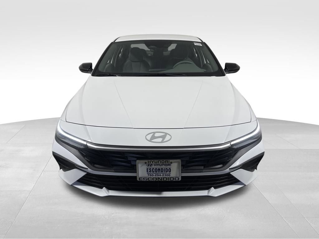 New 2025 Hyundai Elantra Sport image 8
