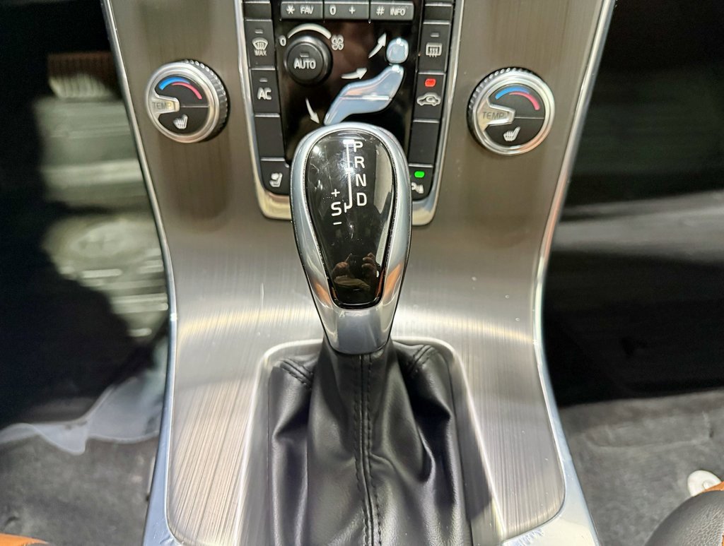 Used 2015 Volvo S60 T5 Premier image 23