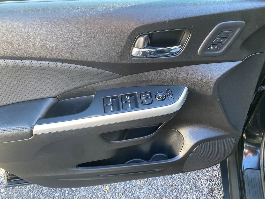 Used 2016 Honda CR-V Touring image 11