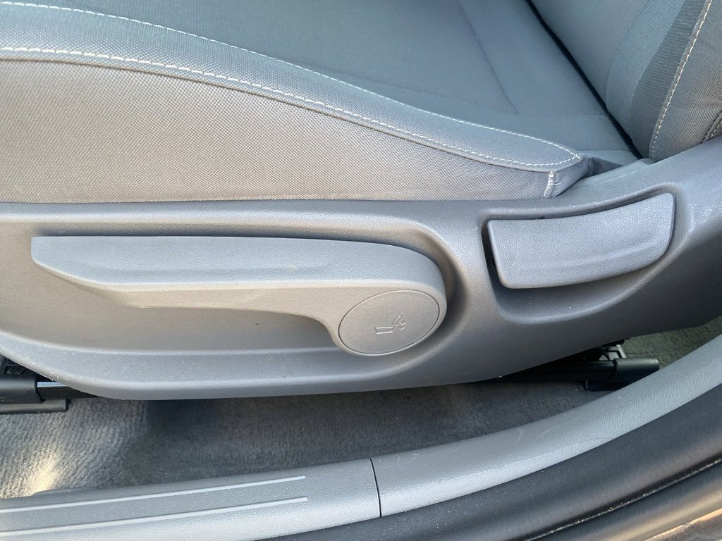 Used 2023 Hyundai Elantra SEL w/ Preferred Accessory Package image 15