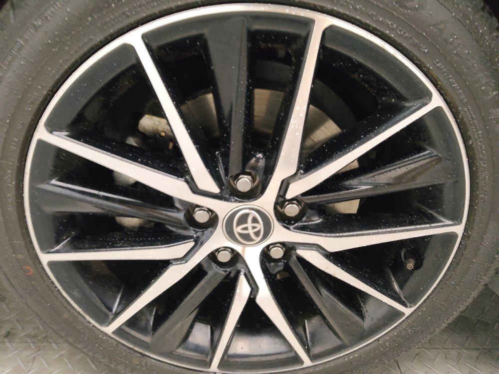 Used 2022 Toyota Camry SE FWD image 31