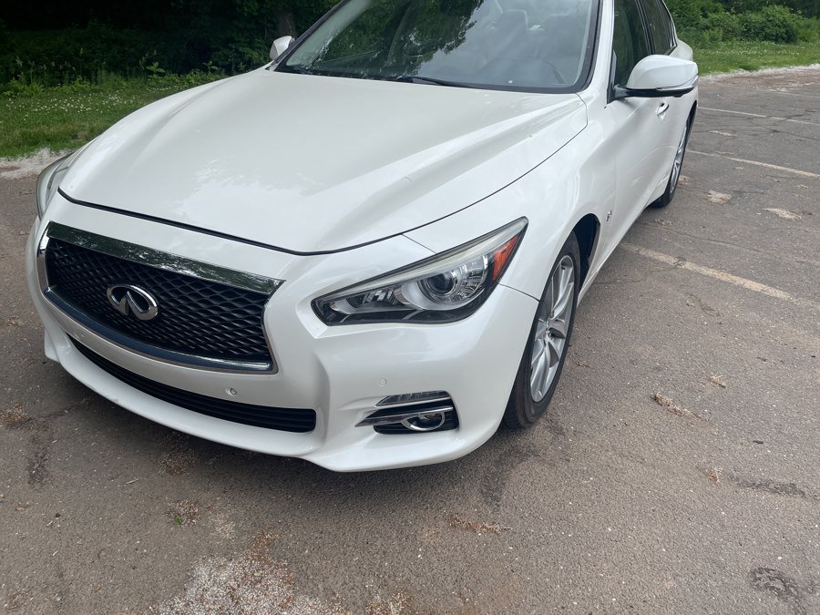 Used 2016 INFINITI Q50 3.0t Premium w/ Driver Assistance Package RWD image 2