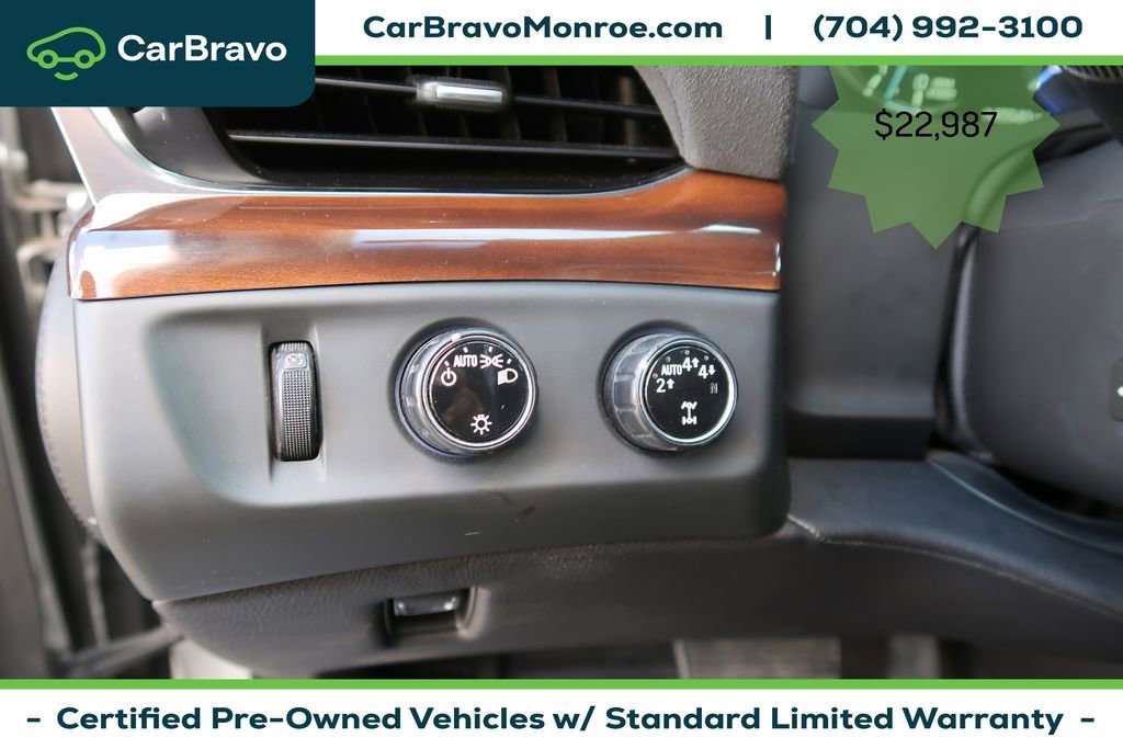 Certified 2018 Cadillac Escalade Premium Luxury AWD/4WD image 18