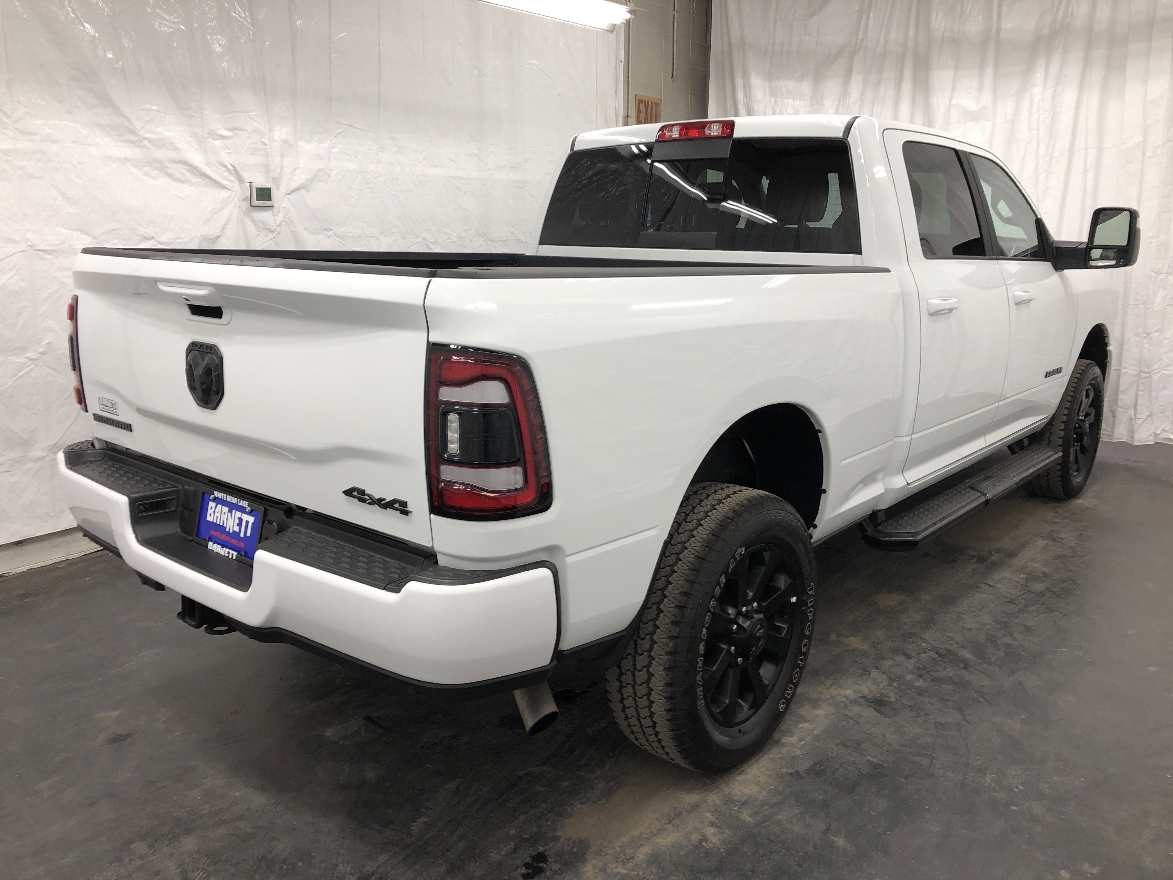 Certified 2024 RAM 2500 Big Horn w/ Night Edition AWD/4WD image 4