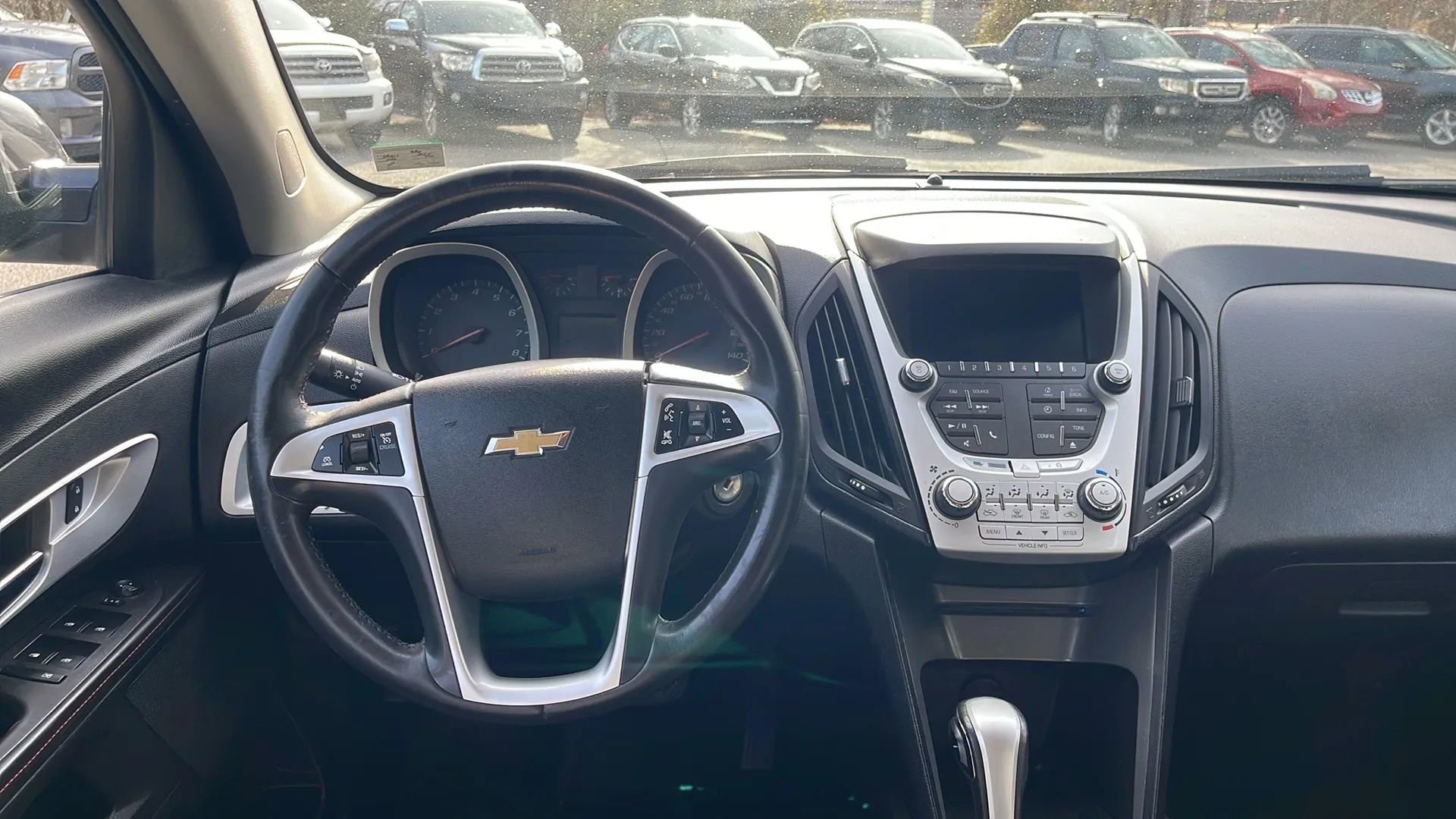 Used 2014 Chevrolet Equinox LT w/ Driver Convenience Package image 11