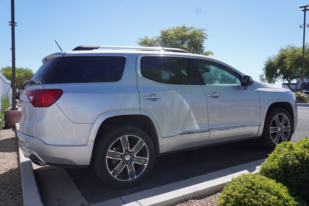 Used 2019 GMC Acadia Denali w/ Technology Package image 4