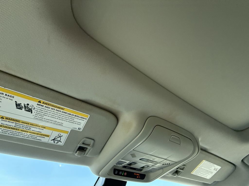 Certified 2024 GMC Terrain Denali w/ Black Diamond Edition image 25