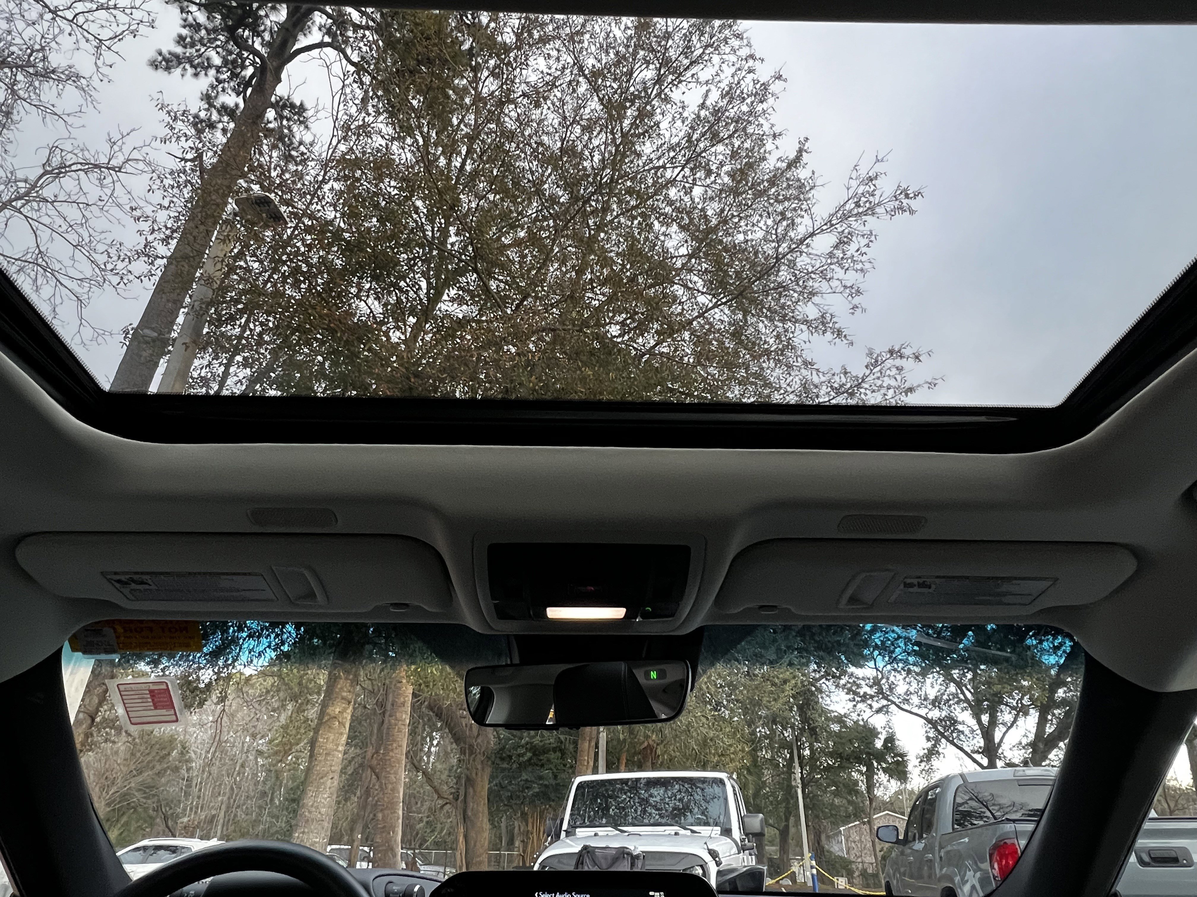 Certified 2022 Lexus ES 350 w/ Premium Package image 37