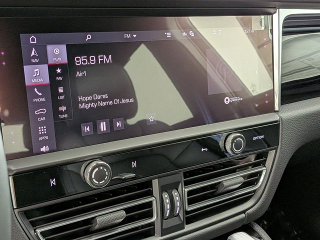 New 2026 Porsche Macan S AWD/4WD image 17