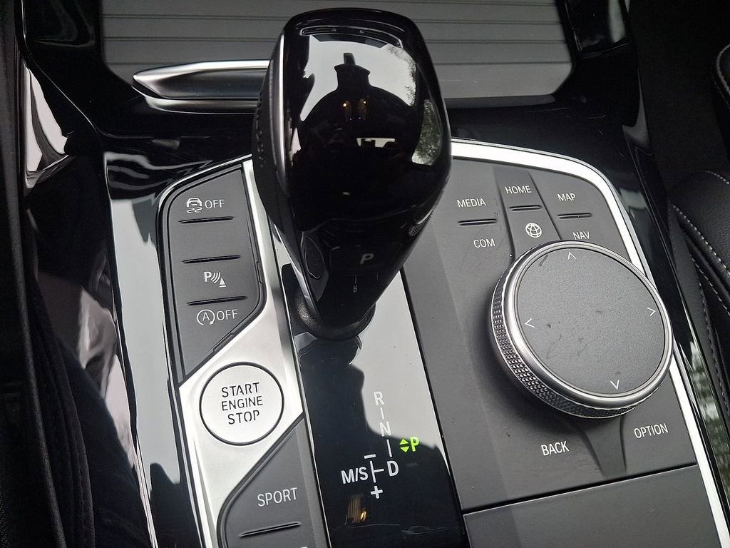 Certified 2023 BMW X4 xDrive30i w/ Premium Package image 16