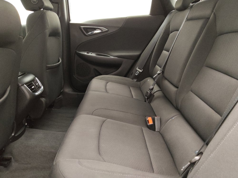 Used 2019 Chevrolet Malibu LT FWD image 18