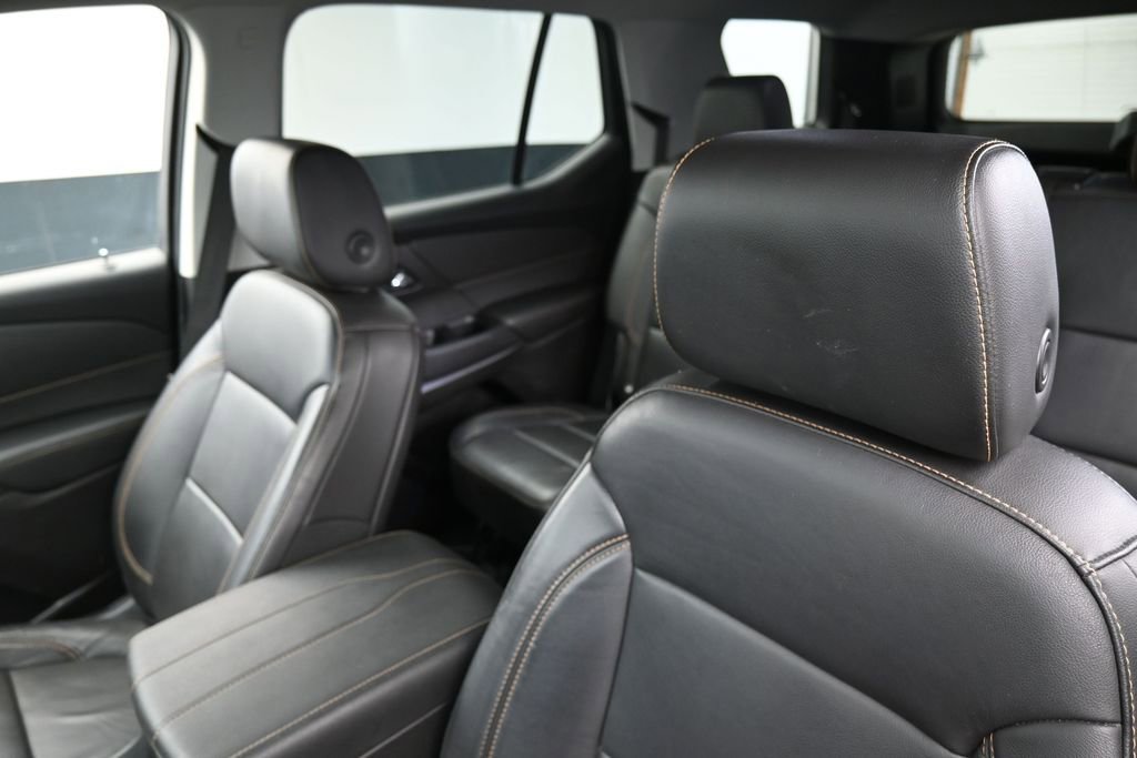 Used 2020 Chevrolet Traverse LT AWD/4WD image 14