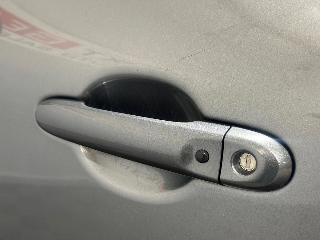 Used 2013 Nissan Juke SL image 33