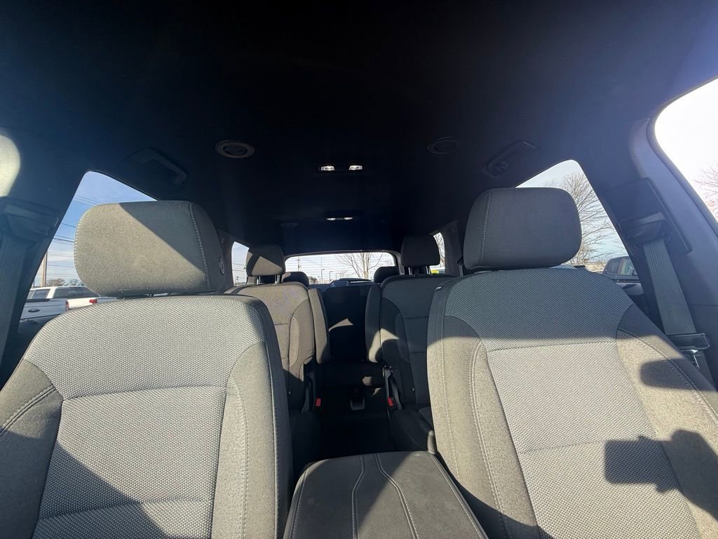 Used 2022 Chevrolet Traverse LT w/ LPO, Floor Liner Package image 18