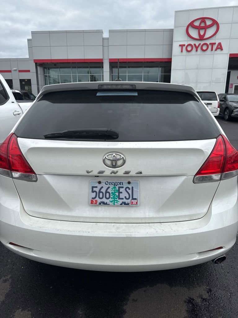 Used 2010 Toyota Venza FWD image 3
