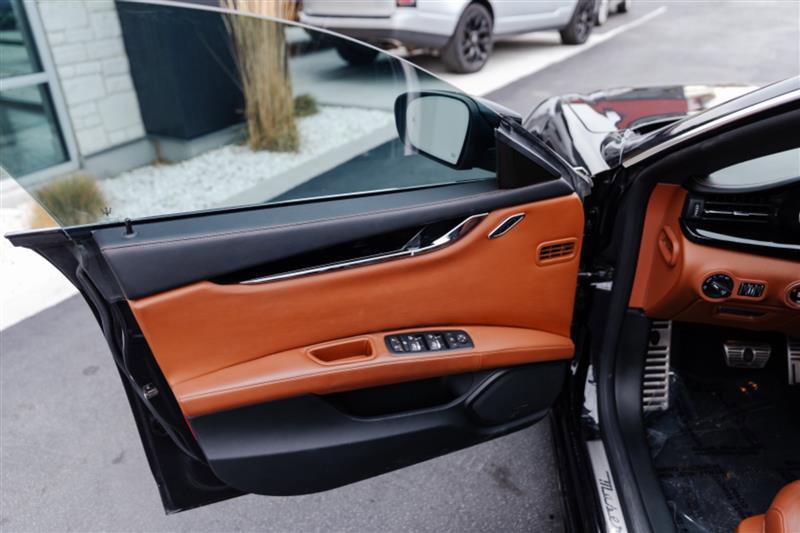 Used 2017 Maserati Quattroporte S GranSport Q4 image 15