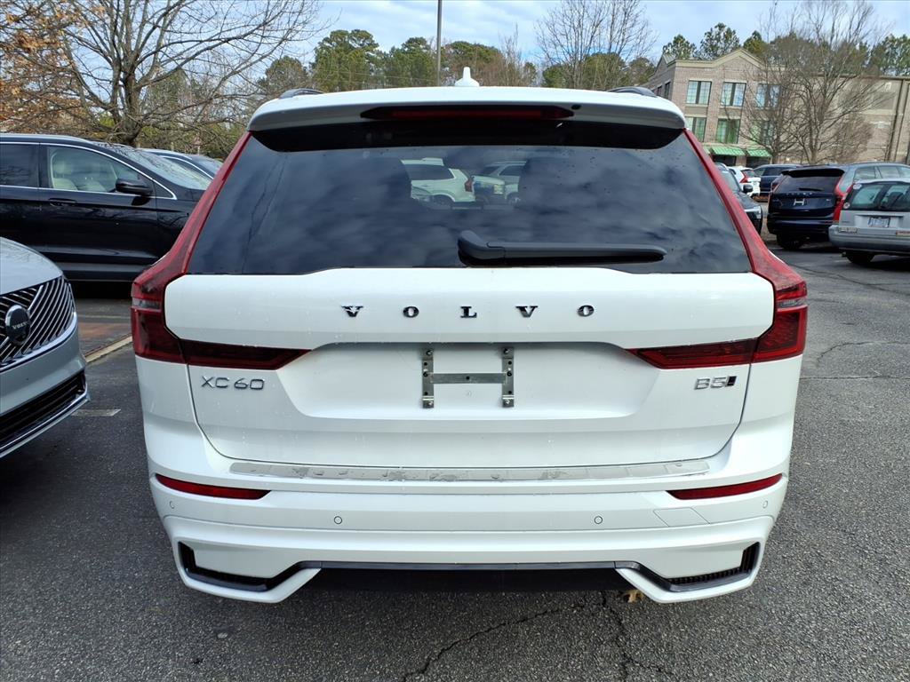 New 2026 Volvo XC60 B5 Ultra w/ Protection Package Premier AWD/4WD image 4