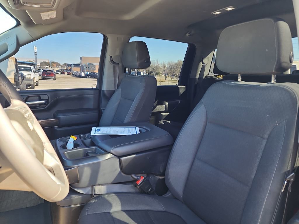 Used 2022 Chevrolet Silverado 2500 LT w/ Convenience Package image 11