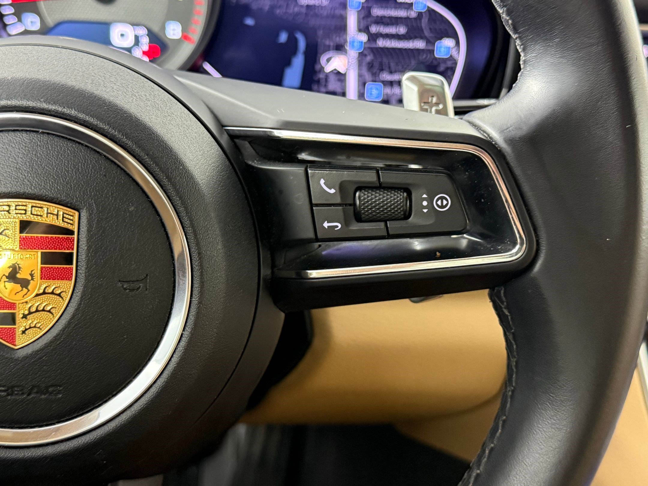 Used 2023 Porsche Panamera Platinum Edition image 23