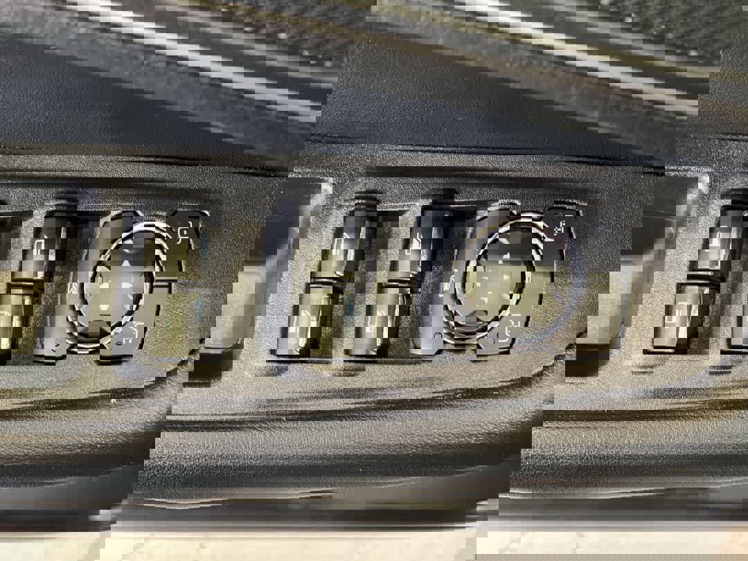 Used 2022 Ford Edge SEL w/ Convenience Package image 16