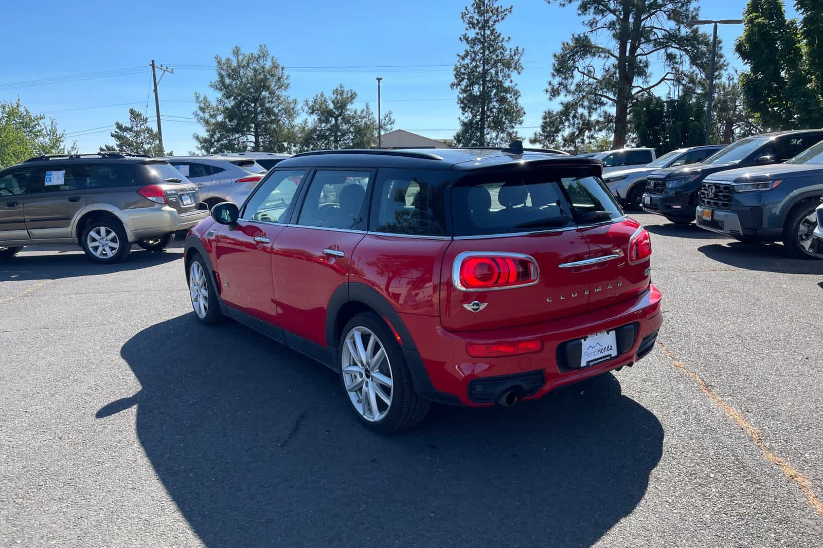 Used 2017 MINI Cooper Clubman ALL4 AWD/4WD image 3
