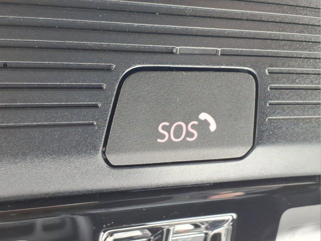 New 2026 Volkswagen Tiguan SE R-Line image 25