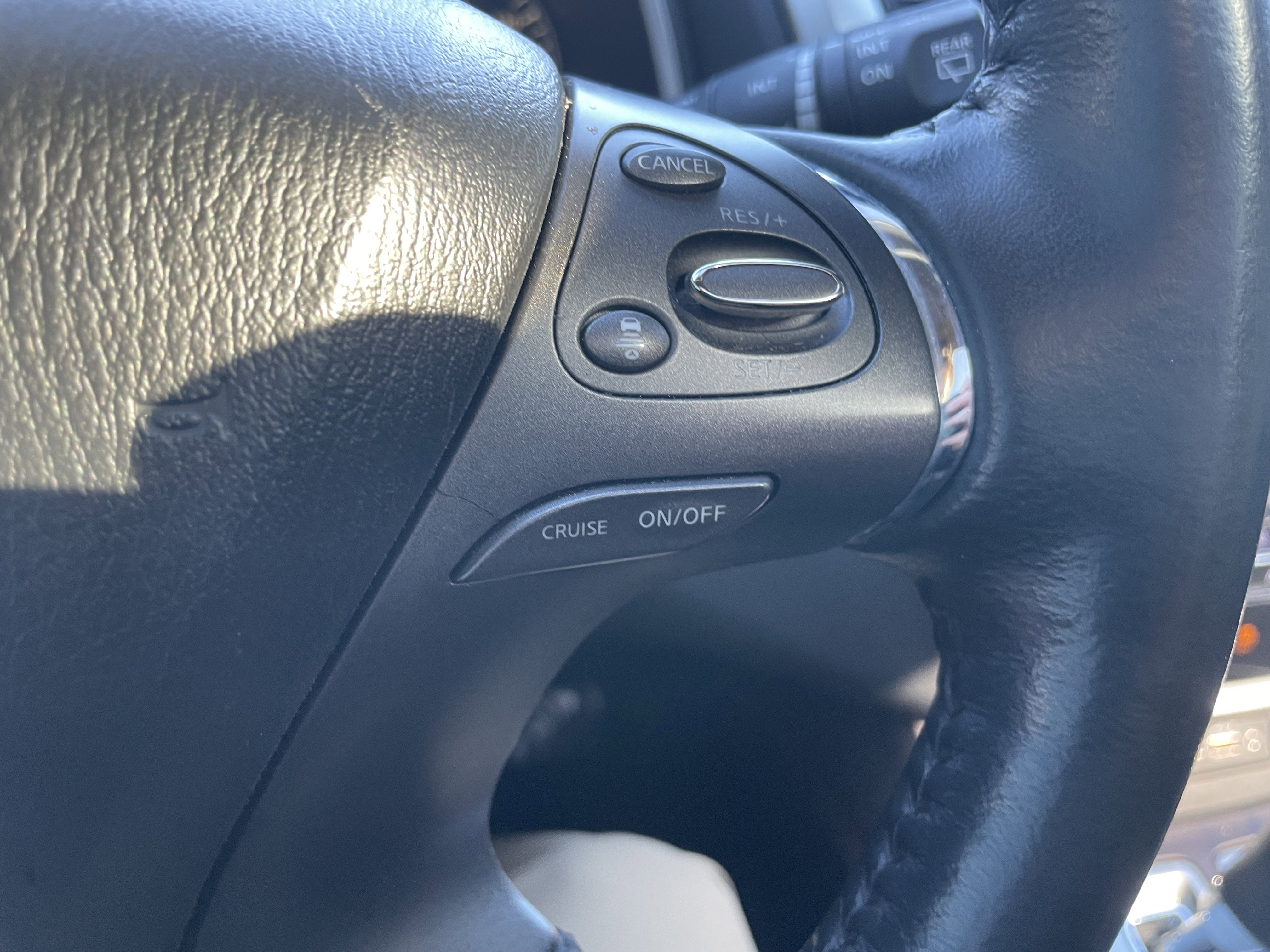 Used 2023 Nissan Murano Platinum AWD/4WD image 16