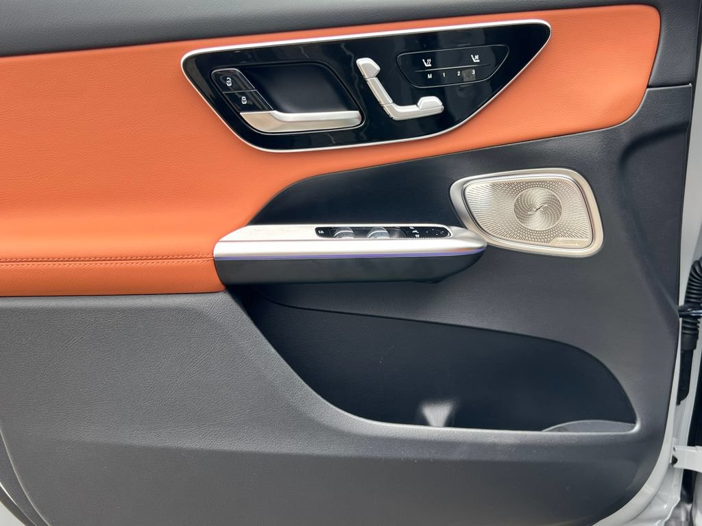 New 2027 Mercedes-Benz GLC 300 4MATIC image 16