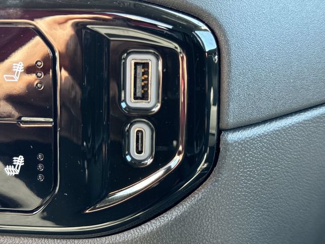 Used 2026 GMC Sierra 1500 Elevation AWD/4WD image 35