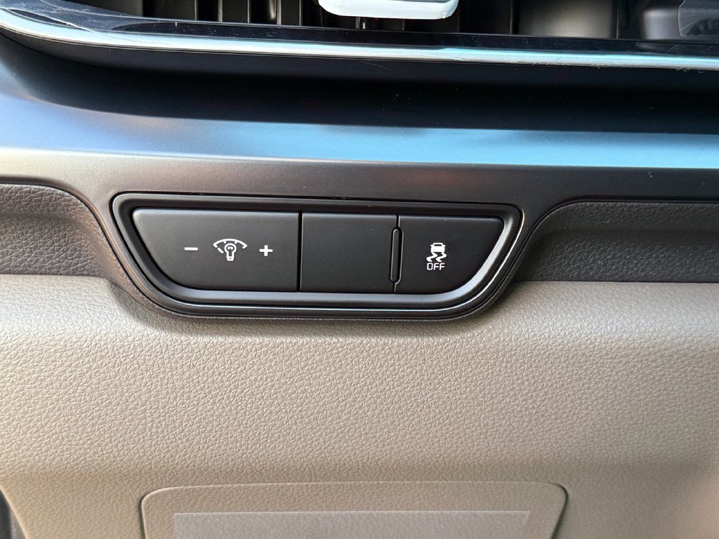 New 2026 Kia Carnival FWD image 23