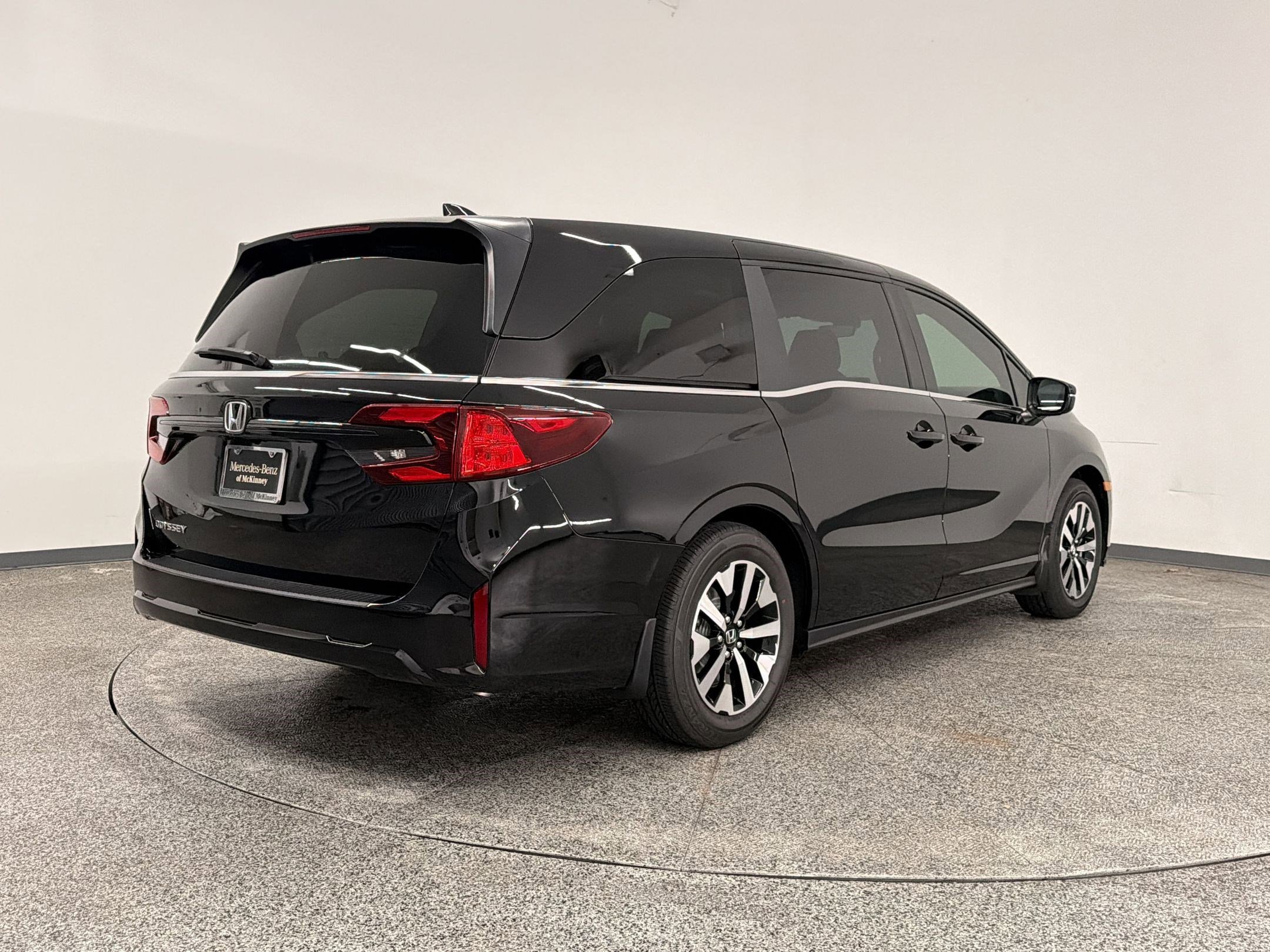 Used 2026 Honda Odyssey EX-L image 8