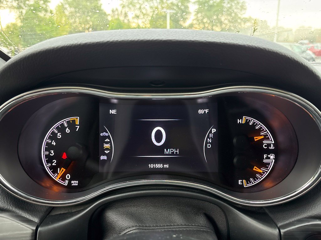 Used 2019 Jeep Grand Cherokee Limited AWD/4WD image 13