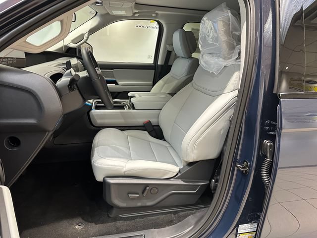 New 2027 Ford Expedition Platinum AWD/4WD image 8