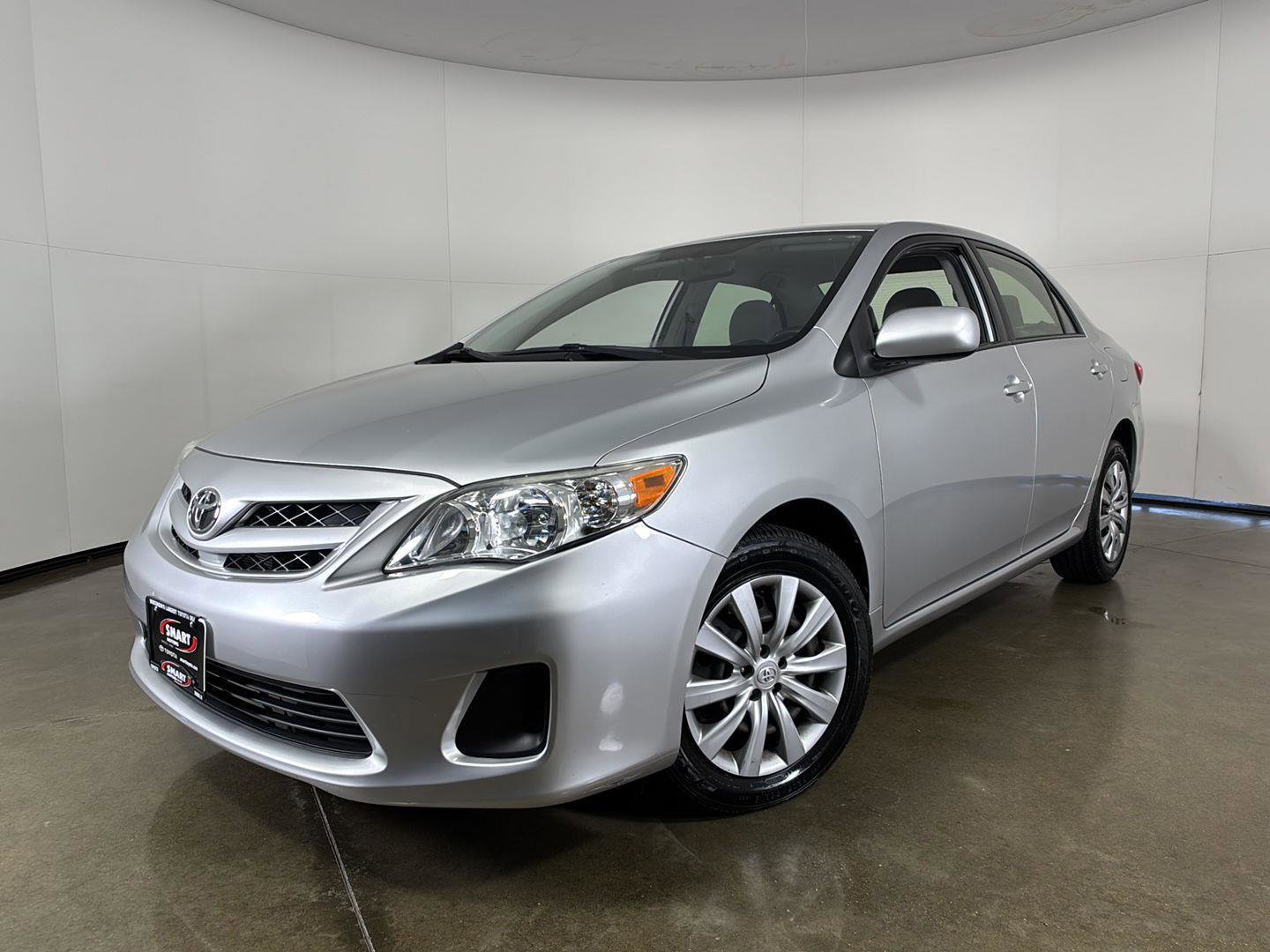 Used 2012 Toyota Corolla LE image 1