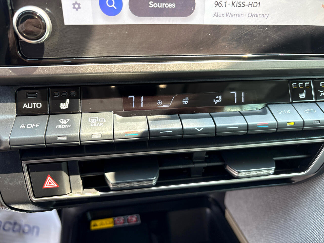 Used 2025 Toyota Camry LE image 23