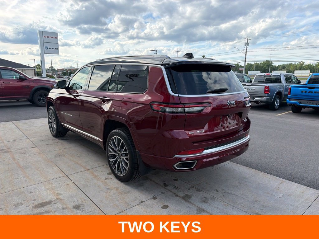 Used 2023 Jeep Grand Cherokee L Summit AWD/4WD image 4