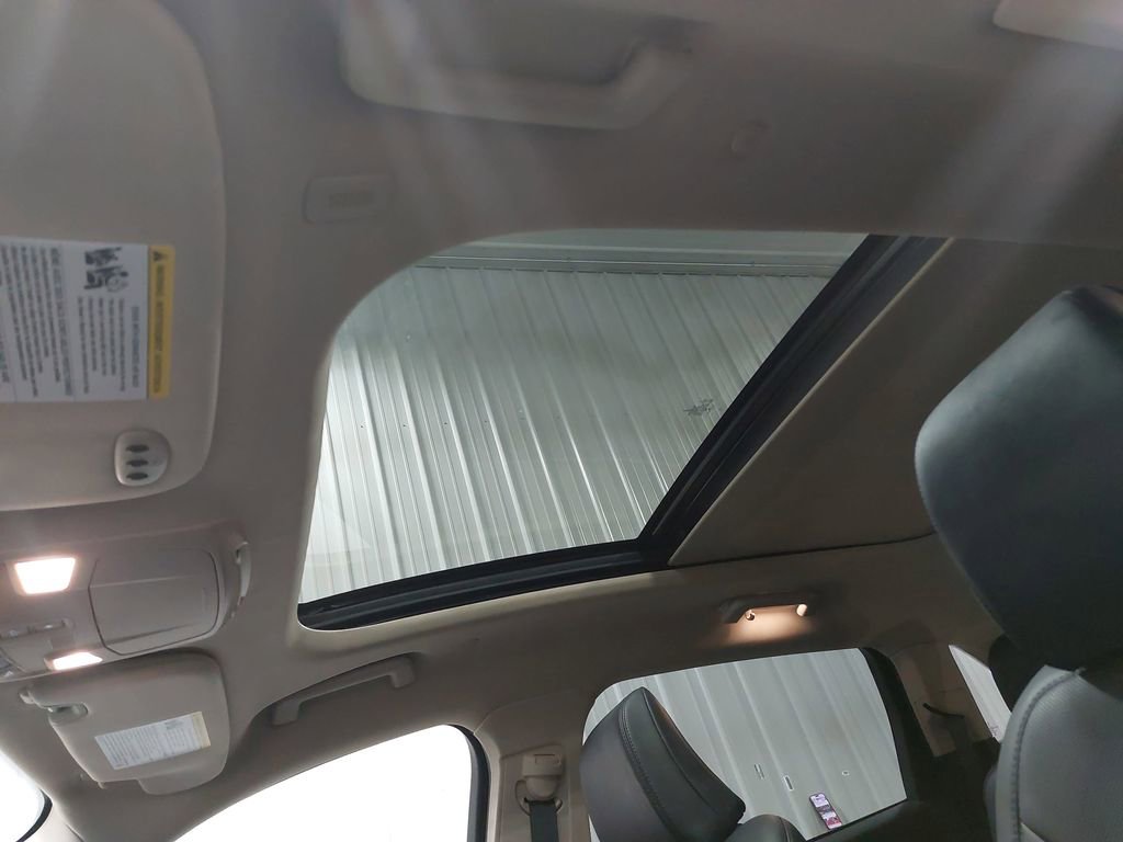 Used 2022 Lincoln Nautilus Reserve image 31