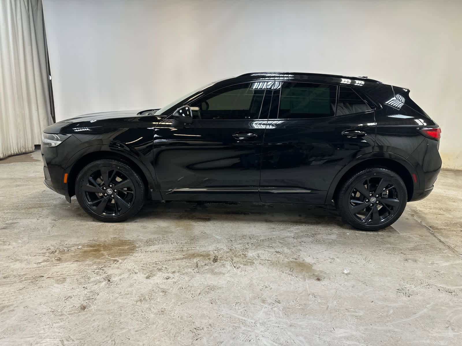 Certified 2023 Buick Envision Essence w/ Sport Touring Package AWD/4WD image 12