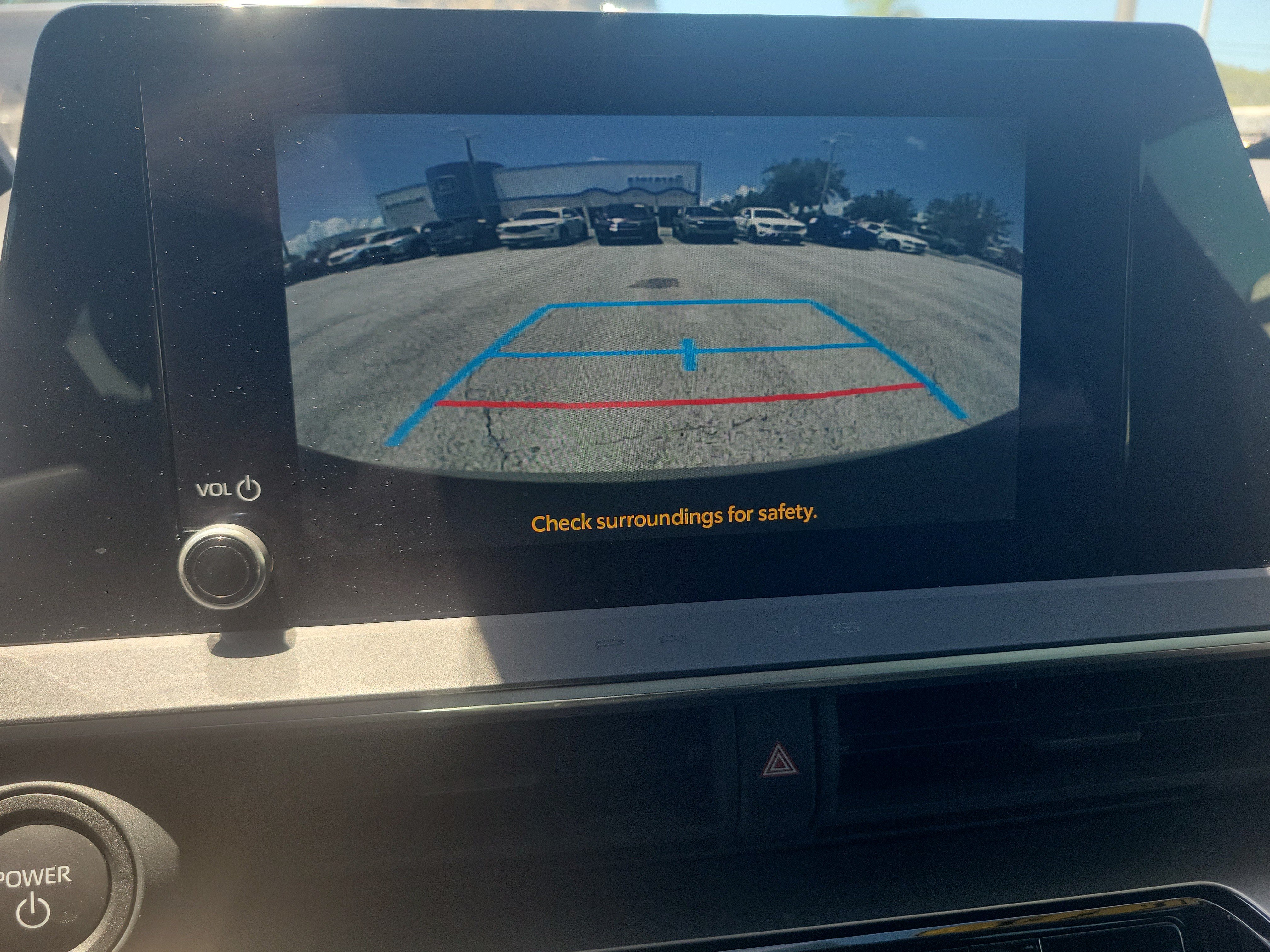 Used 2024 Toyota Prius LE FWD image 25