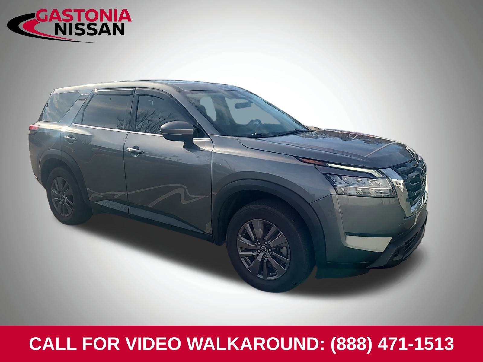Used 2022 Nissan Pathfinder S image 1