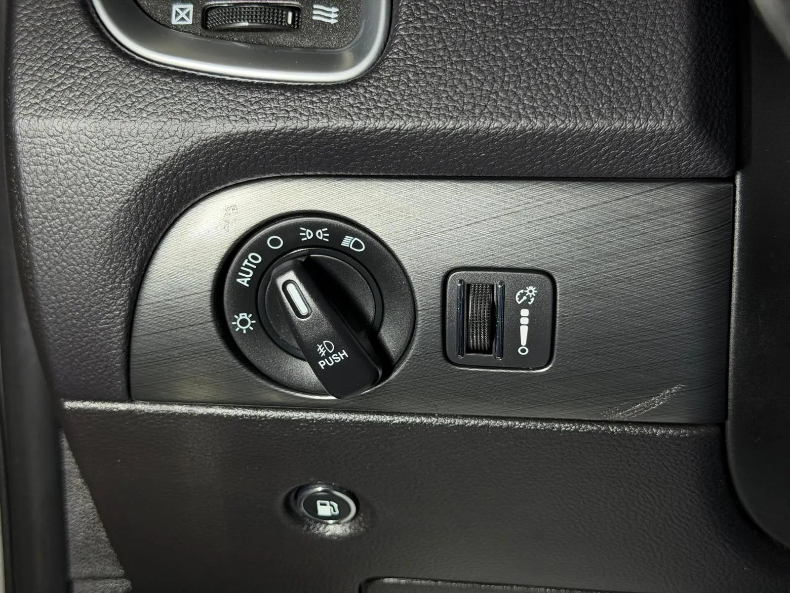 Used 2019 Dodge Durango Citadel AWD/4WD image 36