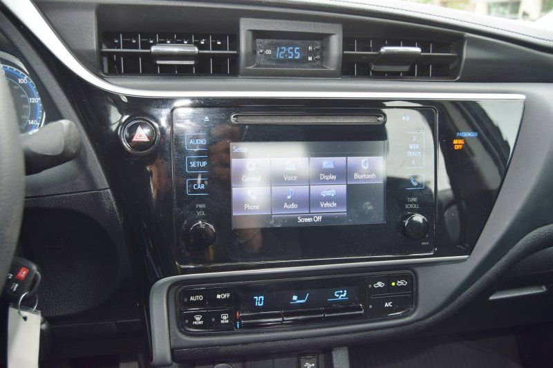 Used 2019 Toyota Corolla LE FWD image 31