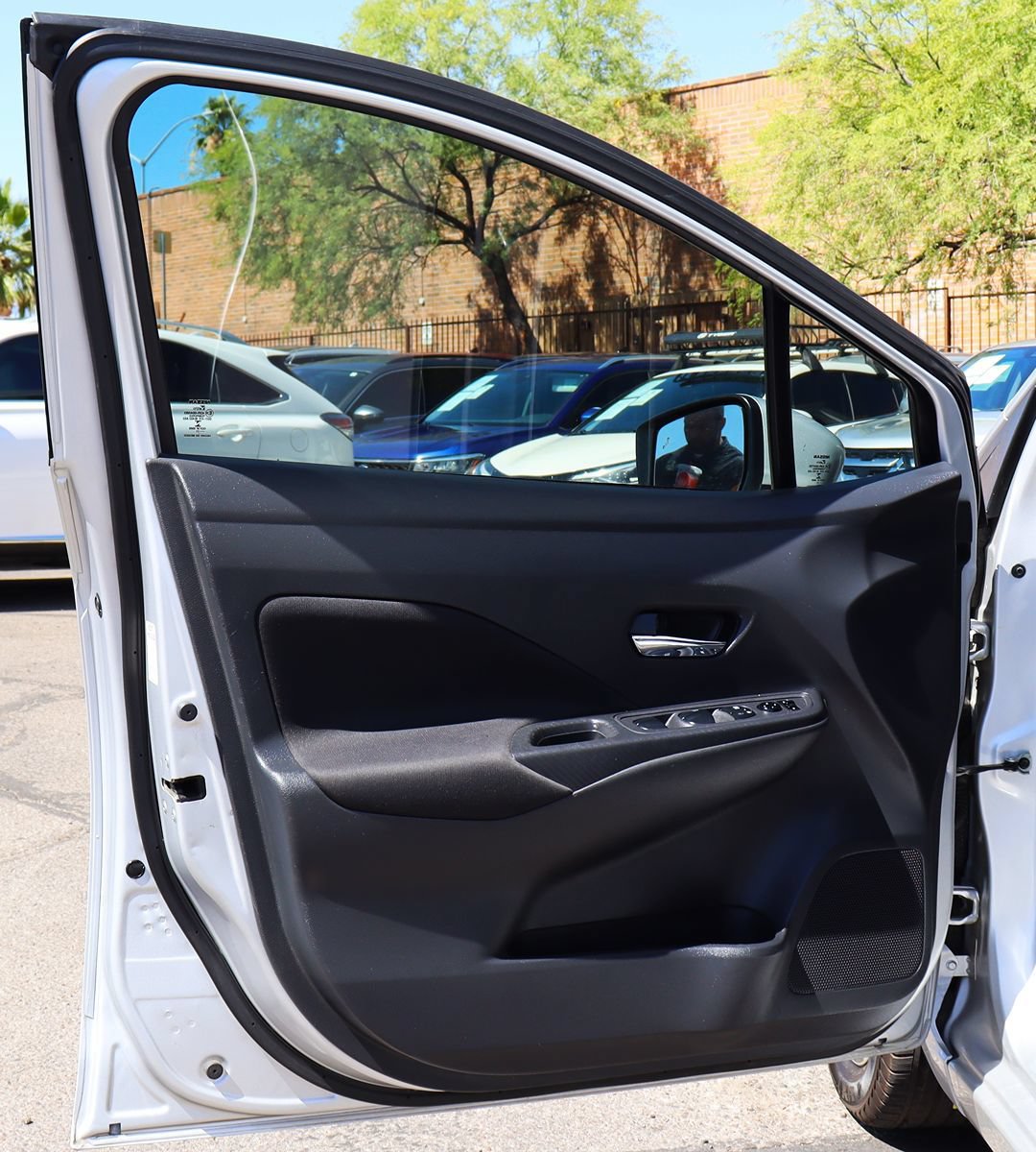 Used 2021 Nissan Versa SV FWD image 35