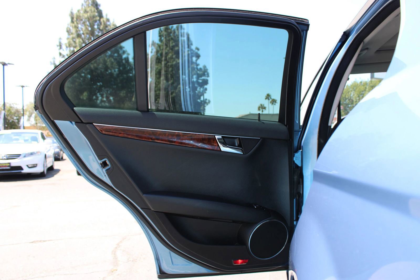Used 2010 Mercedes-Benz C 300 Sedan image 13