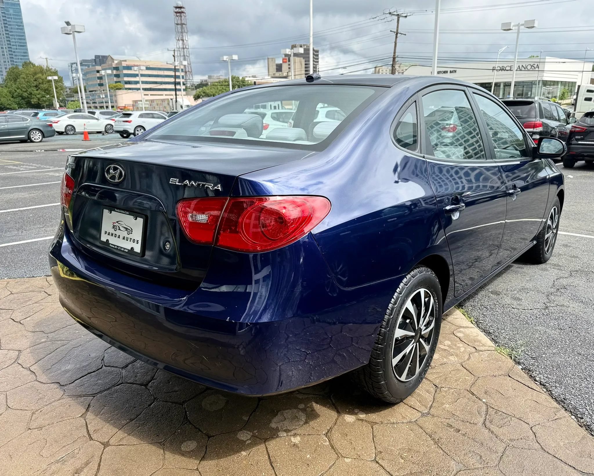 Used 2008 Hyundai Elantra SE FWD image 7