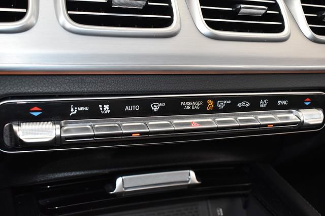 Used 2025 Mercedes-Benz GLE 350 4MATIC image 32