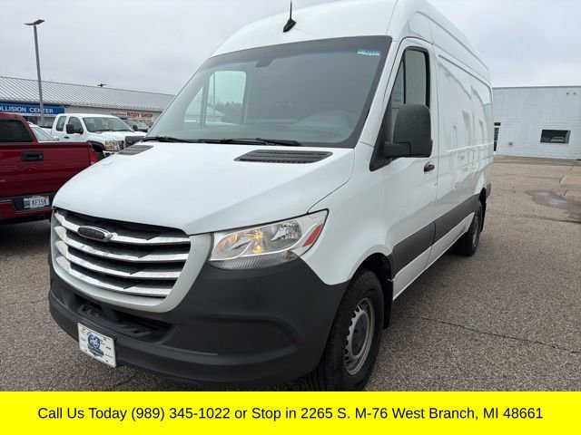 Used 2021 Freightliner Sprinter 1500 image 7