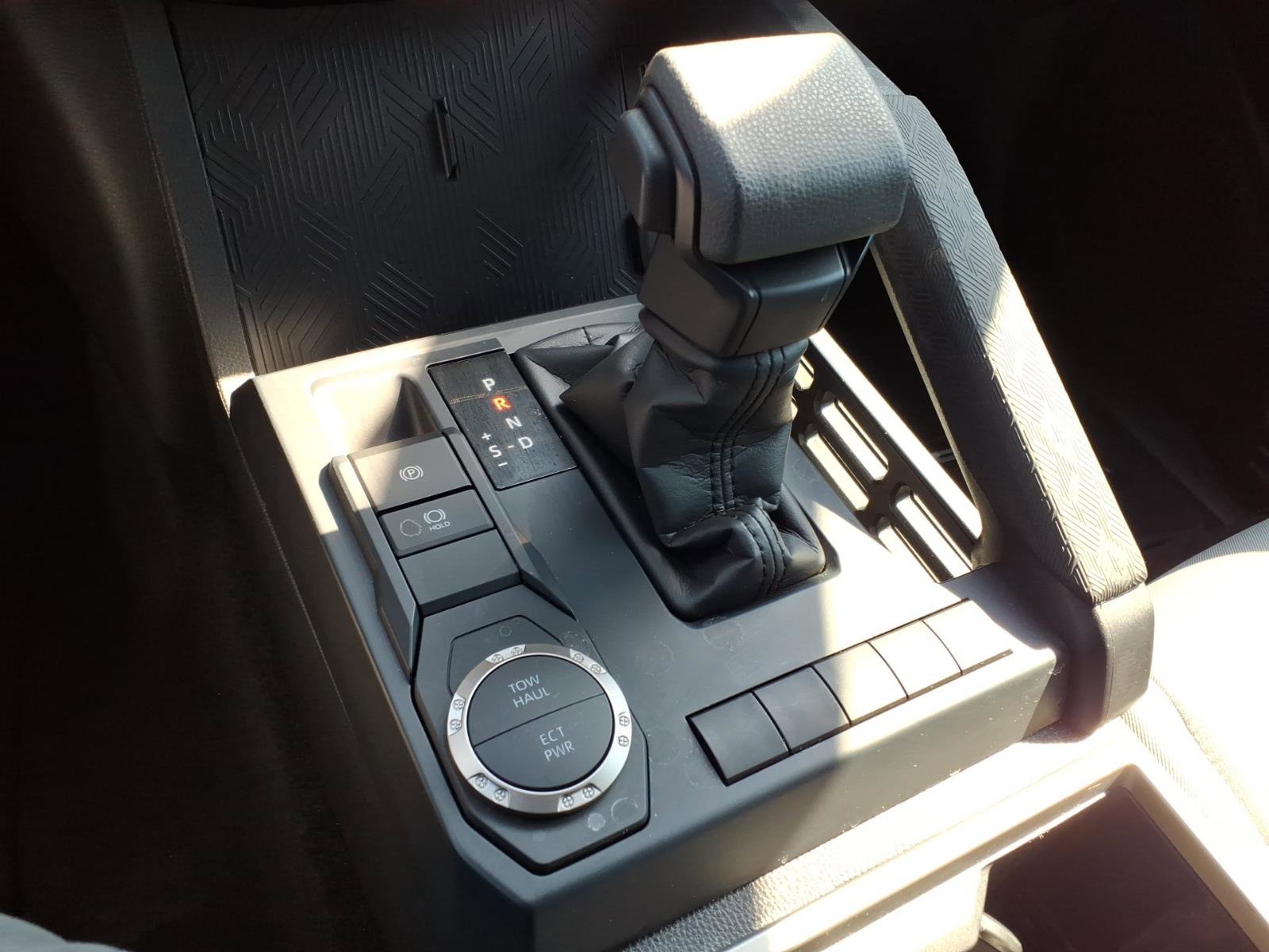 Used 2025 Toyota Tacoma SR5 image 18