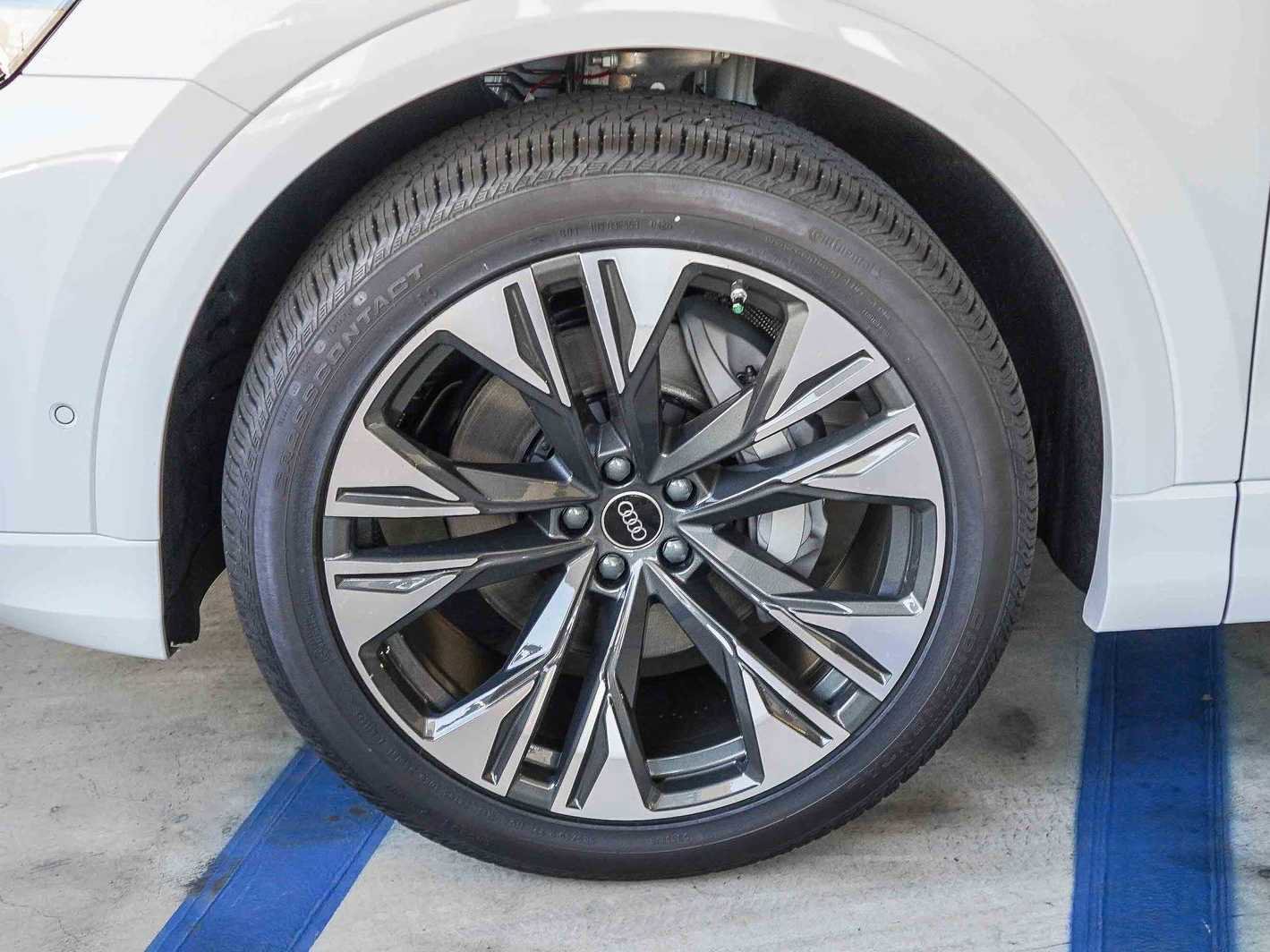 New 2026 Audi Q8 Premium Plus AWD/4WD image 10